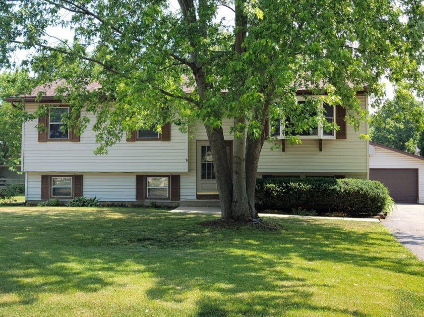 2003 Summit Ave, Waukesha, WI 53188 MLS 1839317 properties SE