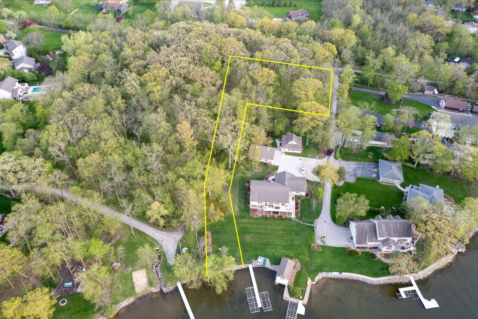 Lt3 Peterson Ct, Waterford, WI 53185 MLS 1839637 properties SE