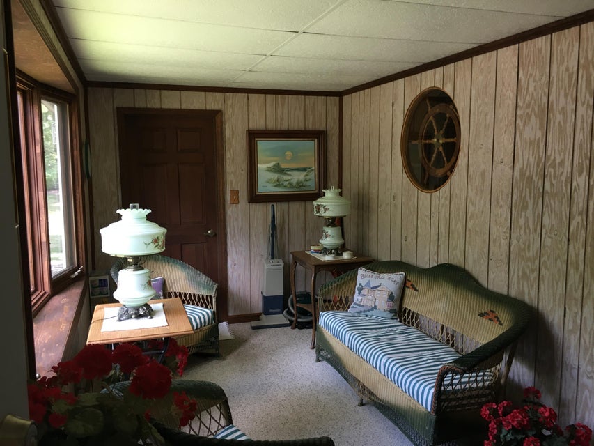 19 Cedar Point Dr, Williams Bay, WI 53191 MLS 1842785 properties