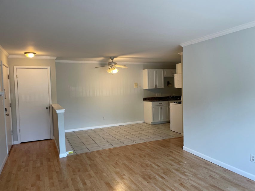 255 Elmwood Ave 211, Lake Geneva, WI 53147 MLS 1843454