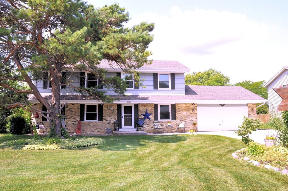 5444 Charles St, Racine, WI 53402 MLS 1844619 properties SE Wisconsin