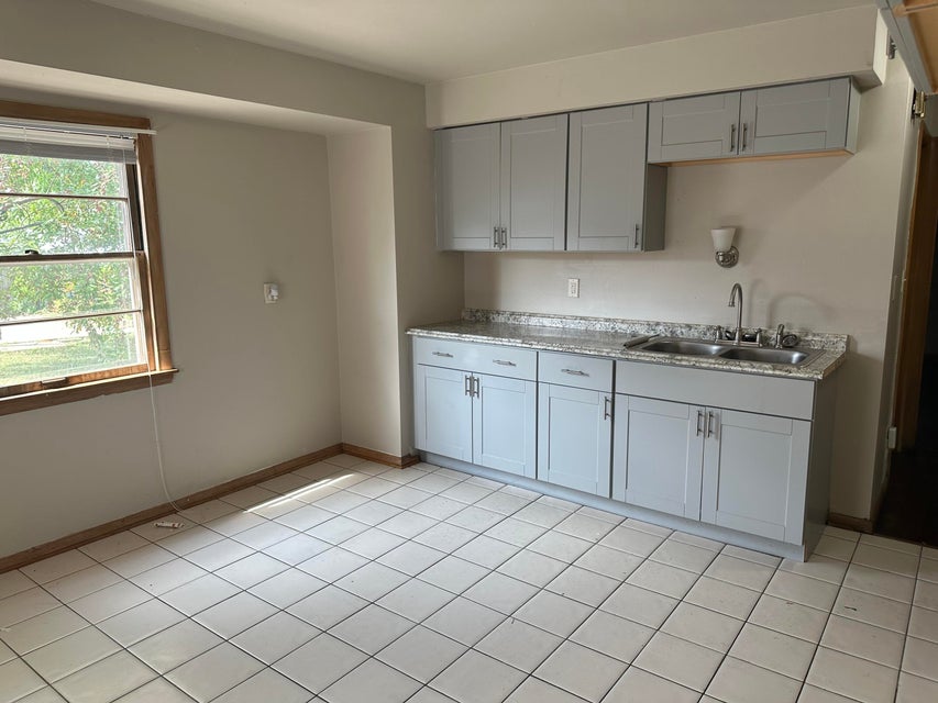 4163 N 71st St Milwaukee WI 53216 MLS 1851323 properties SE 4163-n-71st-st-milwaukee-wi-53216-mls-1851323-properties-se