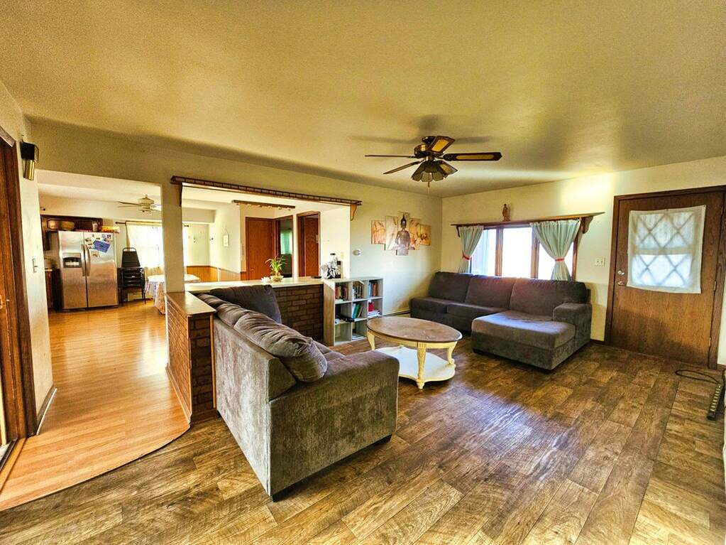 5835 Beaver Dam Rd, West Bend, WI 53090 MLS 1860506 properties SE