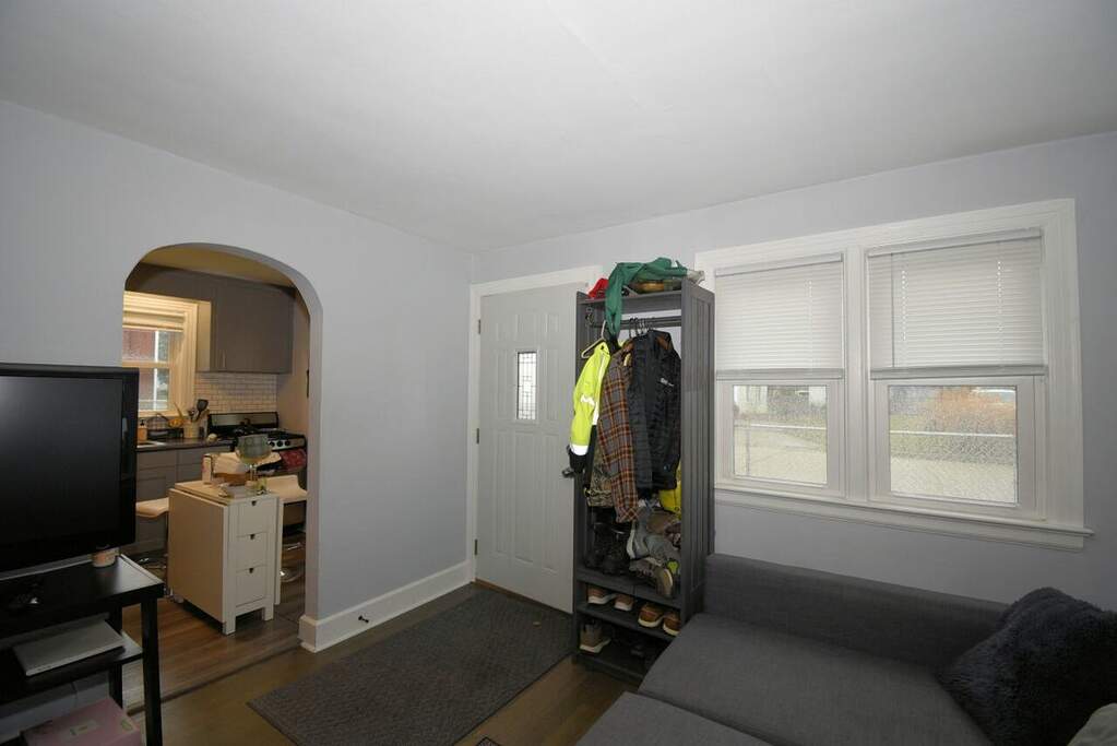 1315 Rosalind Ave, Mount Pleasant, WI 53403 MLS 1860575