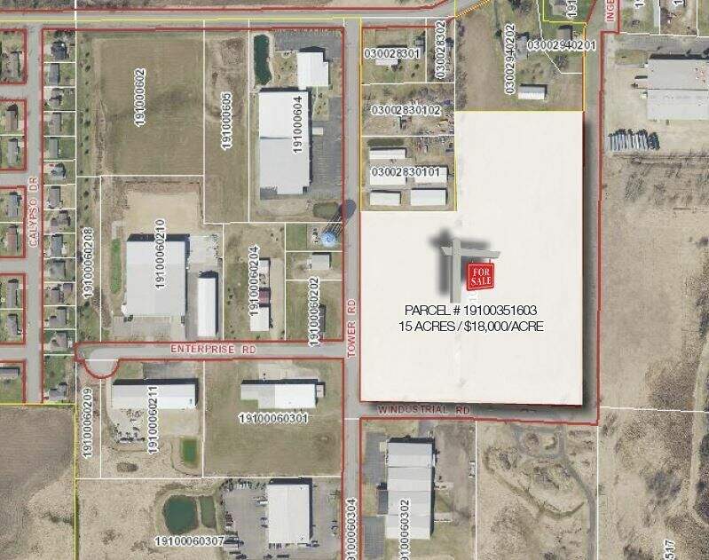 95 Tower Rd, Winneconne, WI 54986 MLS 1861136 properties SE Wisconsin