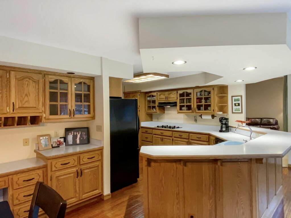 S35W34100 Mcclure Dr, Dousman, WI 53118 MLS 1861531 properties SE