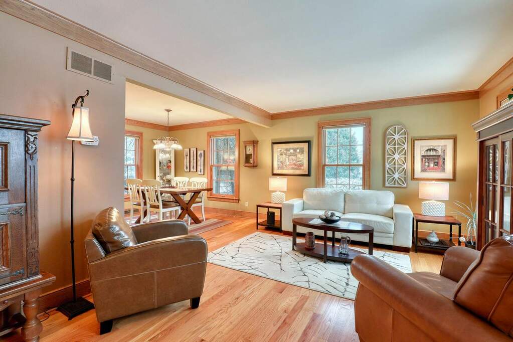 N81W14197 Titan Ct, Menomonee Falls, WI 53051 MLS 1861993