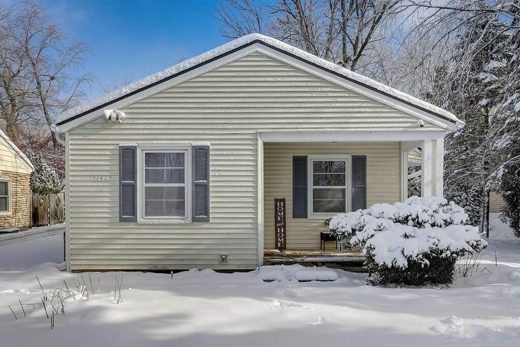 7428 N Santa Monica Blvd, Fox Point, WI 53217 MLS 1862210