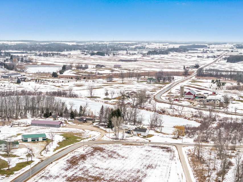 3902 Long Lake Rd, Brillion, WI 54110 MLS 1862631 properties SE