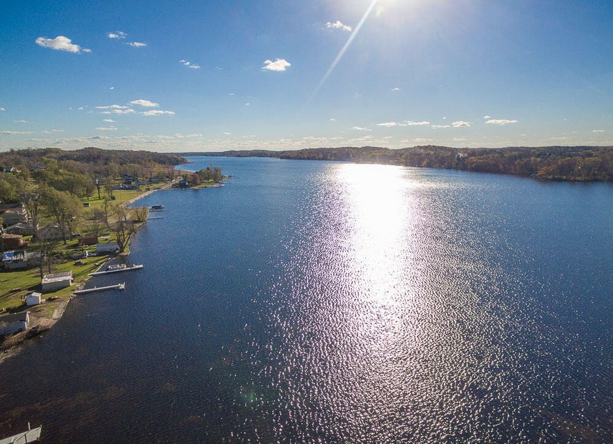 N4046 Sunny Slope Ave, Cascade, WI 53011 MLS 1863600 properties