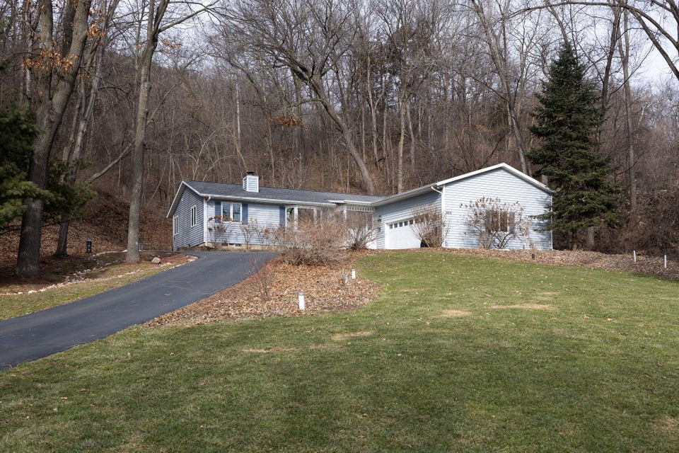 N5672 Mohican Trl, Holmen, WI 54636 MLS 1863862 properties La Crosse