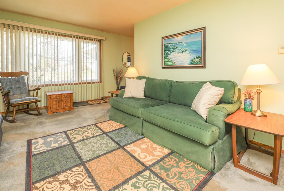 2825 87th St, Sturtevant, WI 53177 MLS 1864340 properties SE