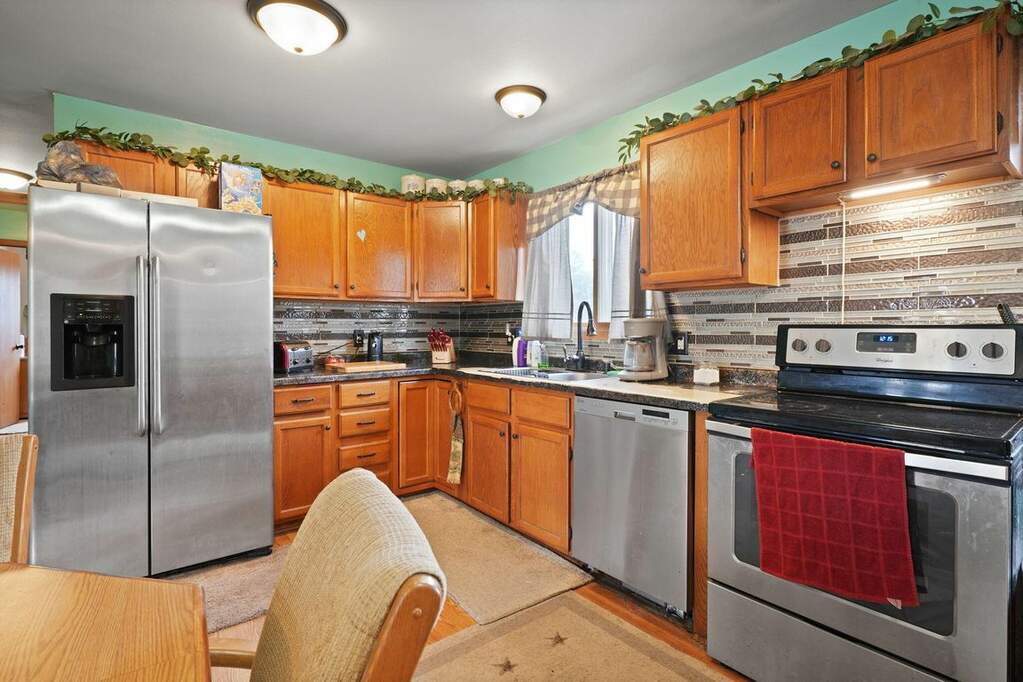 197 Ballard St, Sharon, WI 53585 MLS 1864421 properties SE Wisconsin