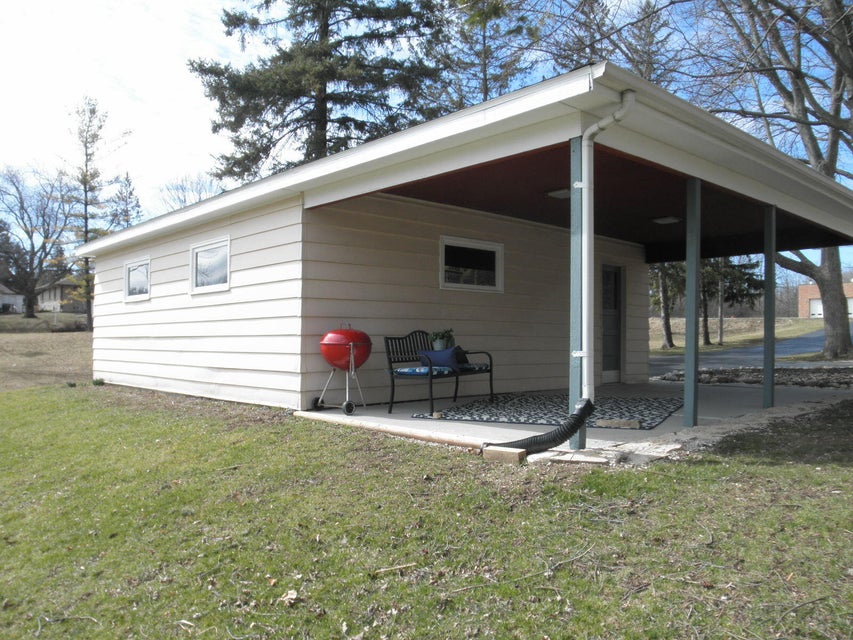 W140N7502 Lilly Rd, Menomonee Falls, WI 53051 MLS 1867189