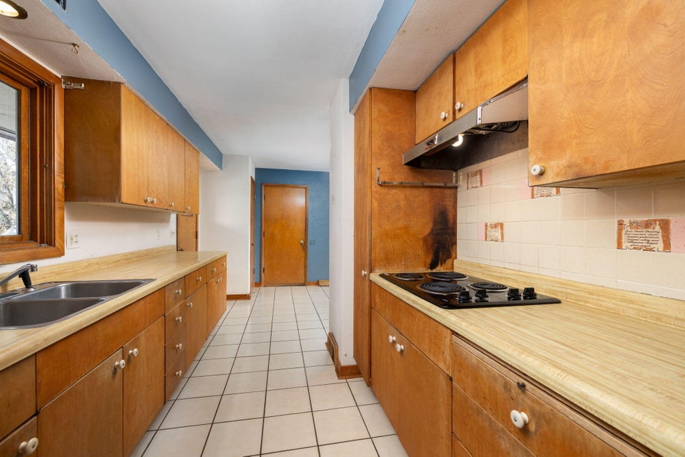 W5826 Coulee Springs Ln, La Crosse, WI 54601 MLS 1872510