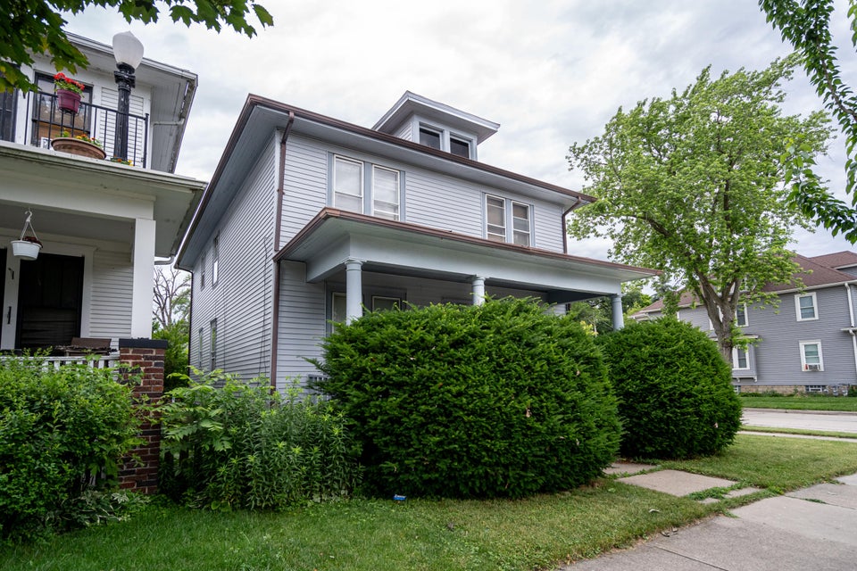 1500 Quincy Ave, Racine, WI 53405 MLS 1881574 properties SE Wisconsin