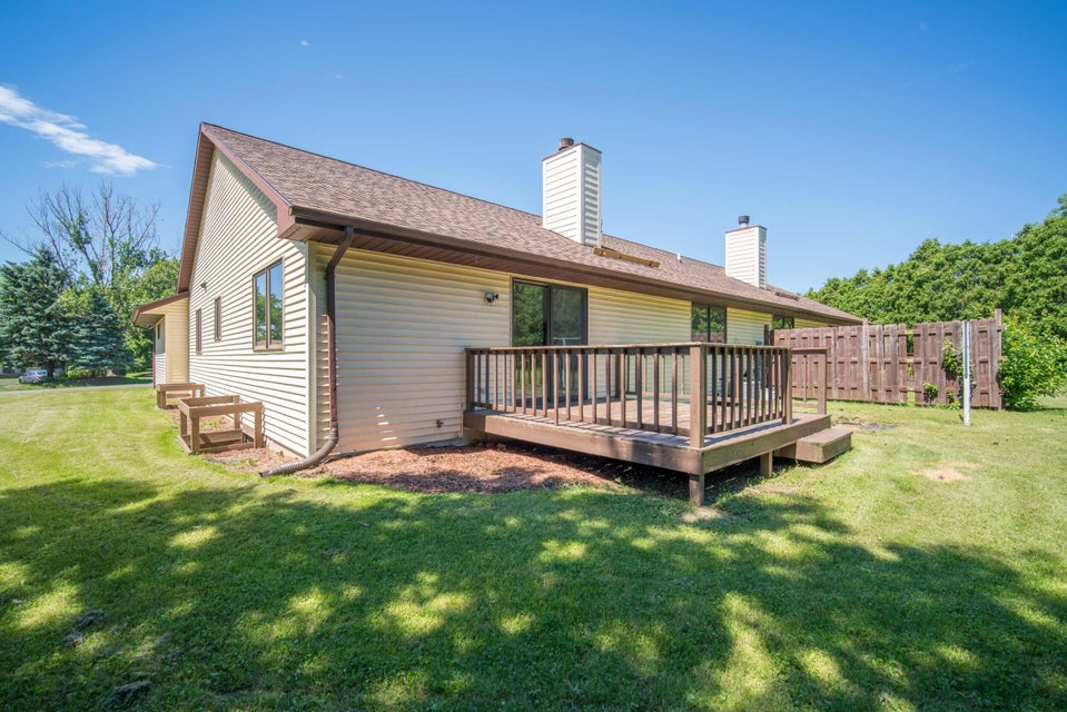 6796 Diane Dr, West Bend, WI 53090 MLS 1881670 properties SE