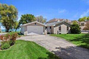 9411 Lakeshore Dr