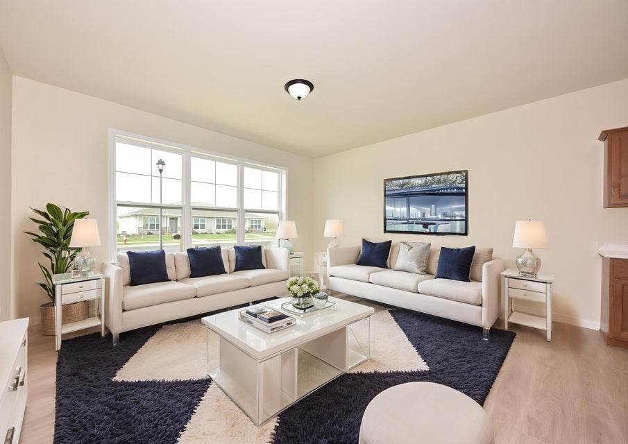 EUP_9312 - Living Room - Modern - 11 at 615 Hunter Oaks Blvd #B, Watertown, WI 53094