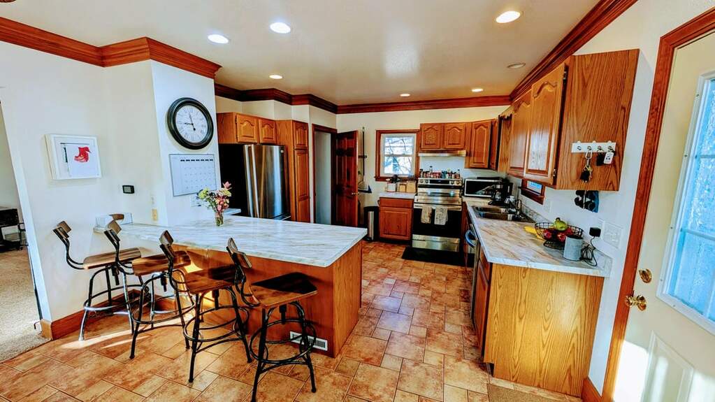 IMG_3398 at 225 E 9th St, Fond Du Lac, WI 54935