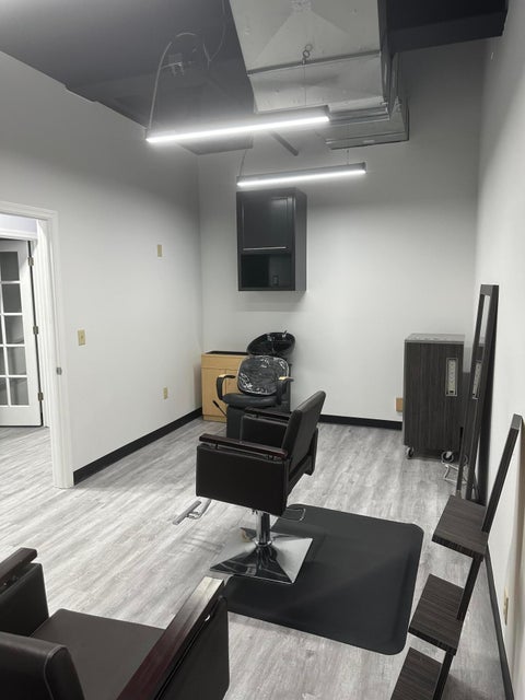 10205 W Greenfield Ave #2, Milwaukee, WI 53214 - More