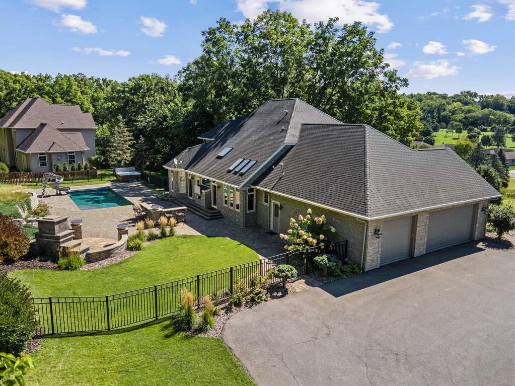 1803 Ironwood Pl, Onalaska, WI 54650 | MLS# 1937020 | @properties SE ...