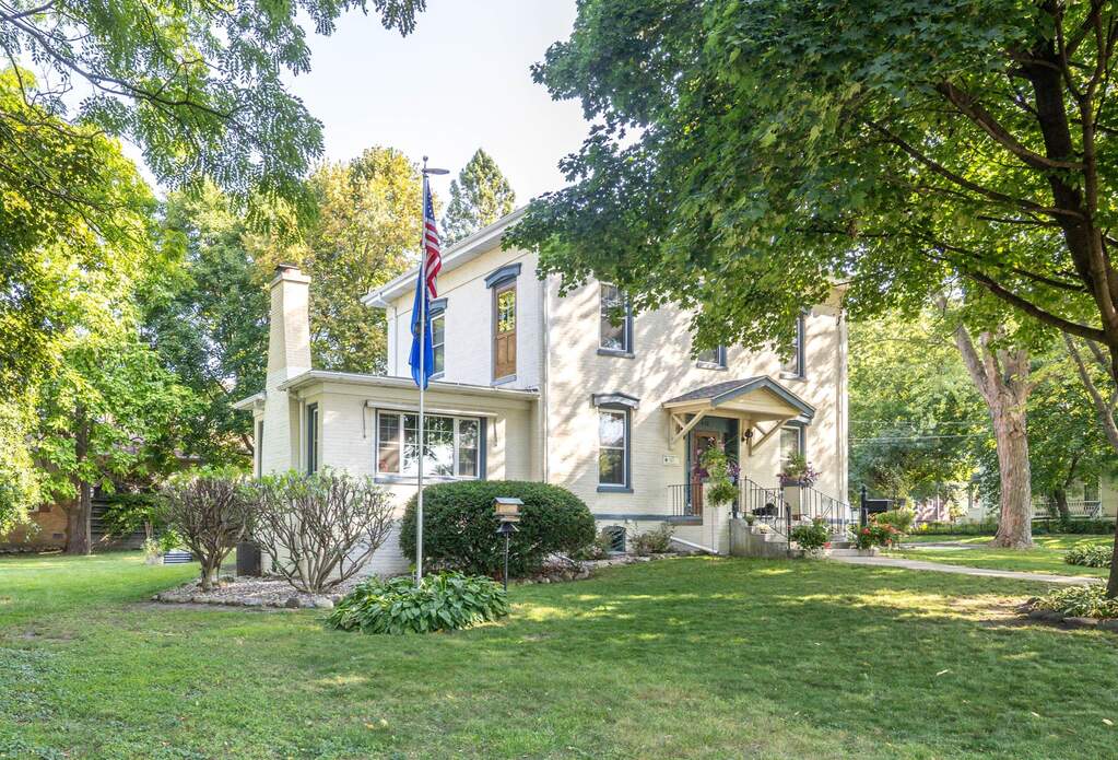 610 Clyman St, Watertown, WI 53094, Watertown