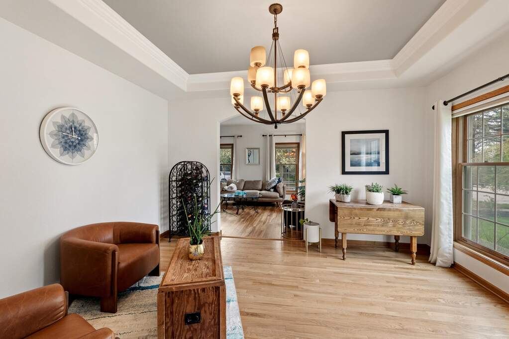 W72N509 Cider Mill Ct, Cedarburg, WI 53012 - View 5