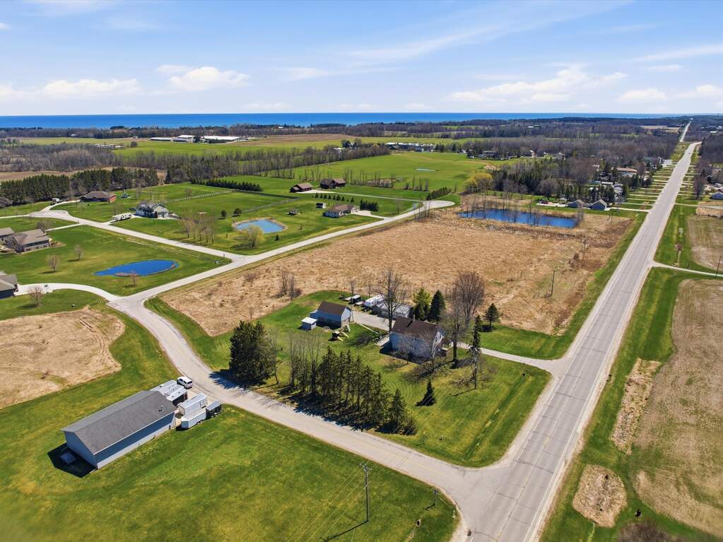 Lt2 Harley Rd, Manitowoc, WI 54220 - More