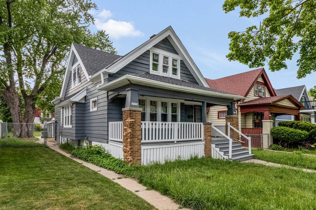 4525 N 28th St, Milwaukee, WI 53209 - View 2