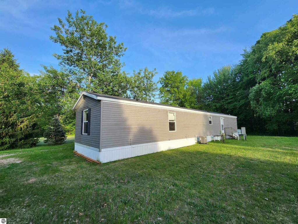 1810 E Jordan Road, Mt Pleasant, MI 48858 MLS 1919250 properties