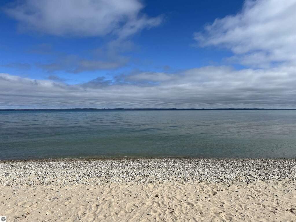 00 N Knollwood Drive, Northport, MI 49670 MLS 1920513 properties