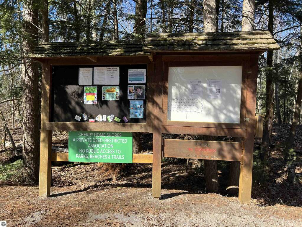 00 N Knollwood Drive, Northport, MI 49670 MLS 1920513 properties REMI Christie's