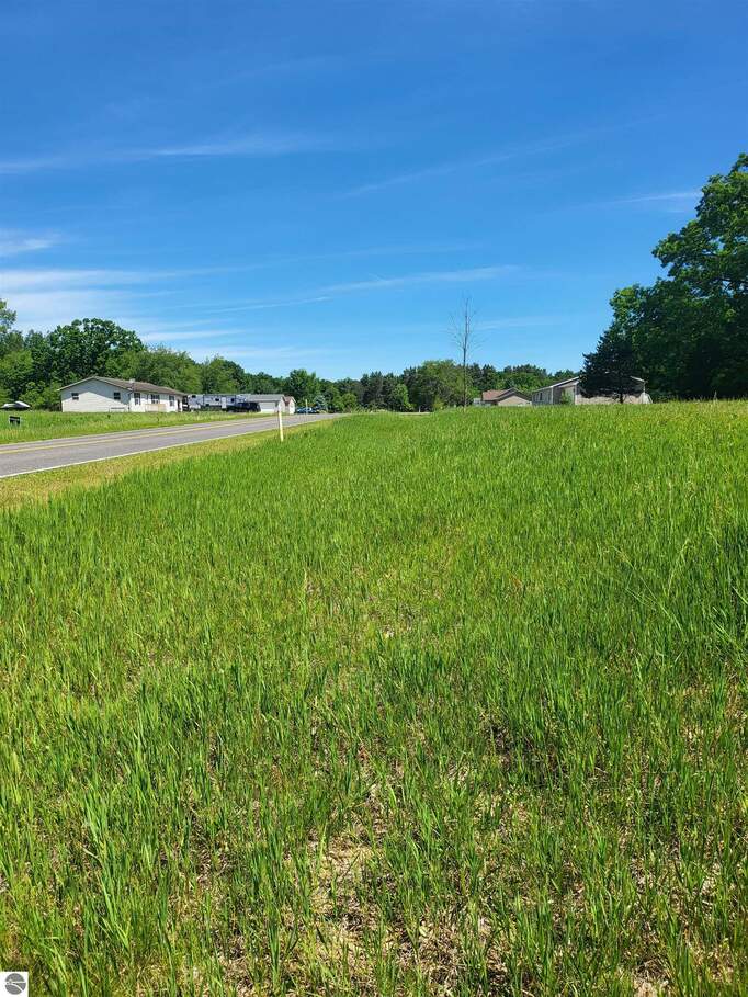 1045 S Bundy Drive, Lake Isabella, MI 48893 MLS 1923202