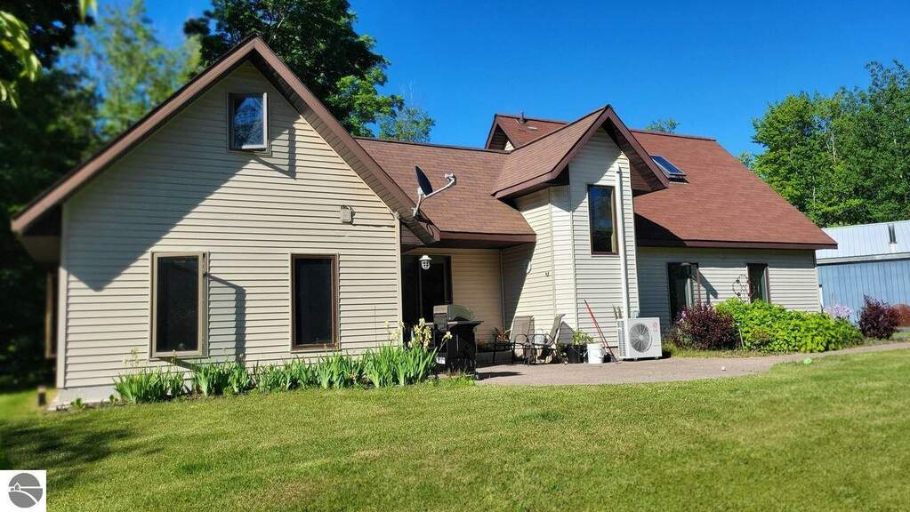 181320 N 2nd Sand Beach Road, Lanse, MI 49946 MLS 1923630