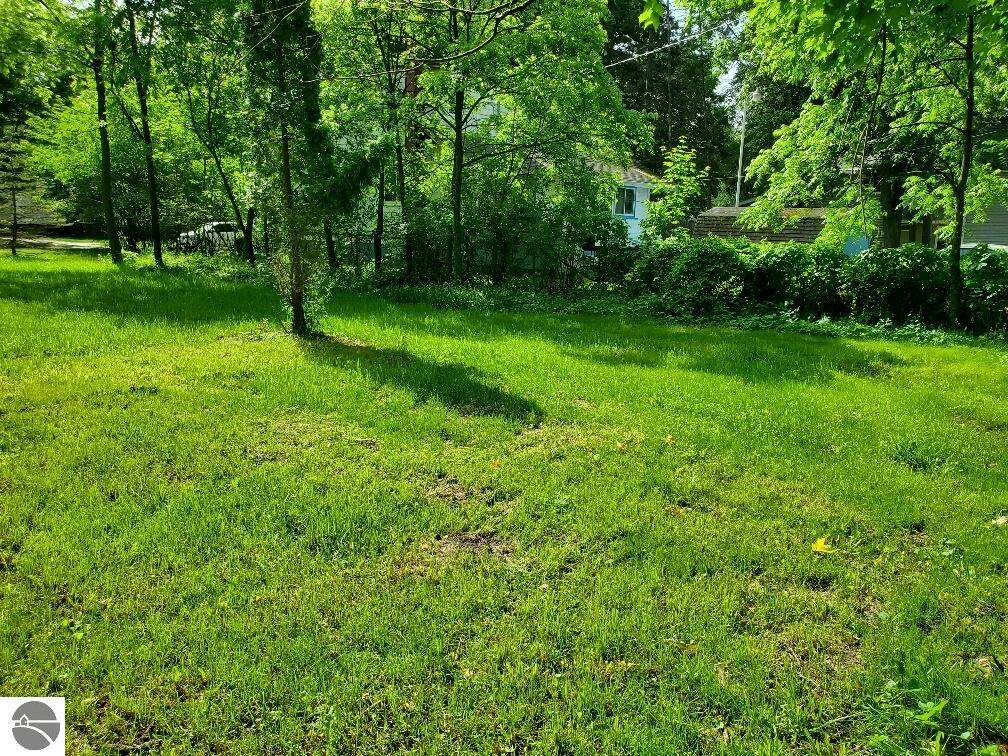 620 S Pine Street, Mt Pleasant, MI 48858 MLS 1924041 properties