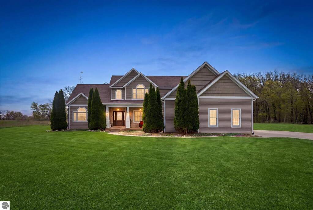 4362 S Vickeryville Road, Sheridan, MI 48884 - View 2