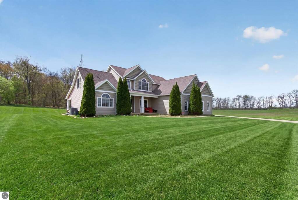 4362 S Vickeryville Road, Sheridan, MI 48884 - View 3