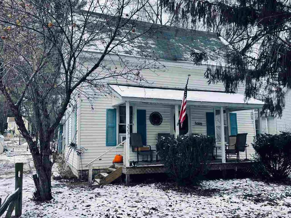 2231 Lincoln, Central Lake, MI 49622 MLS 472866 properties SE Michigan