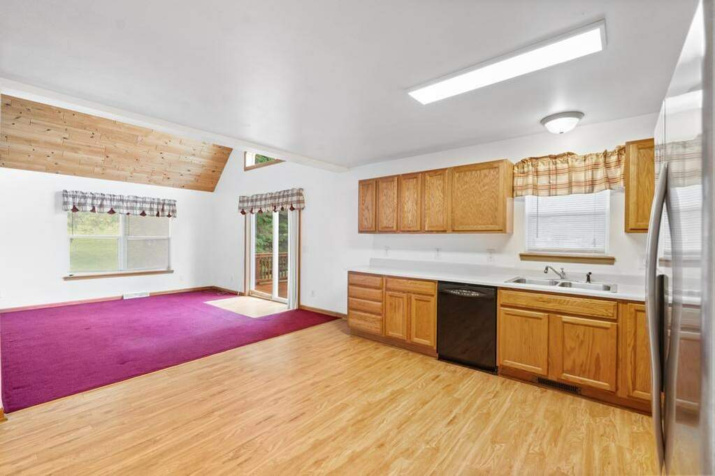 6410 Admiral's Point Drive, Alanson, MI 49706 MLS 474212