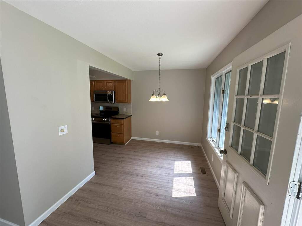 2310 Se Radcliff Village Drive, Grand Rapids, MI 49546 MLS 474287