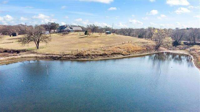 1430 Bays Road, Axtell, TX 76624 - More