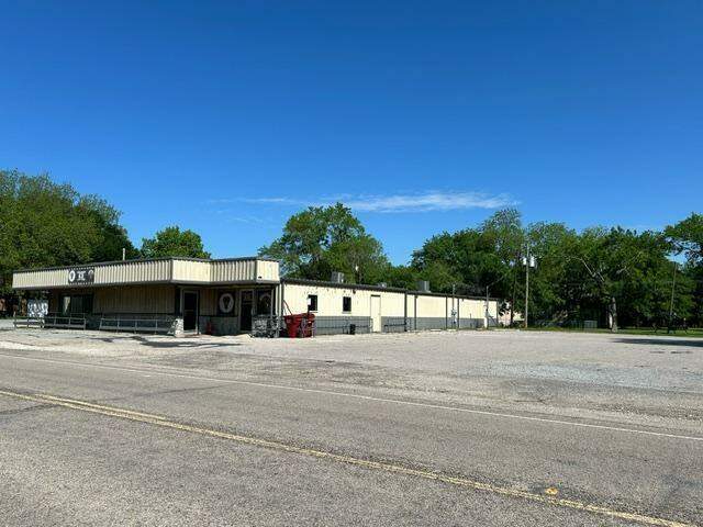 228 W Grand Street, Whitewright, TX 75491 - View 4