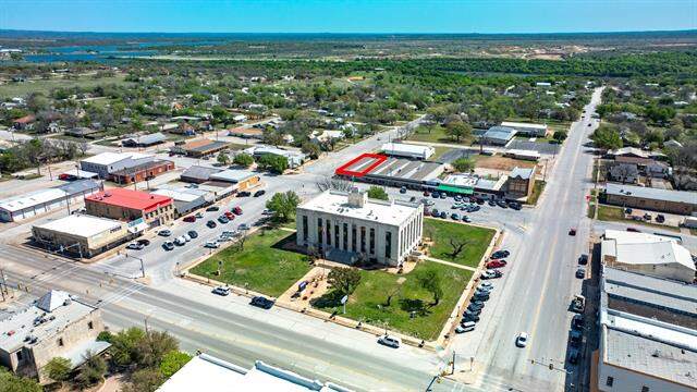 128 N Church Street, Jacksboro, TX 76458 - View 3