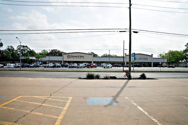 220 S Palestine Street, Athens, TX 75751 - View 3