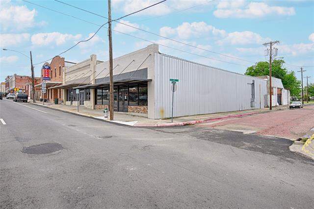 2302 Lee Street, Greenville, TX 75401 - View 3