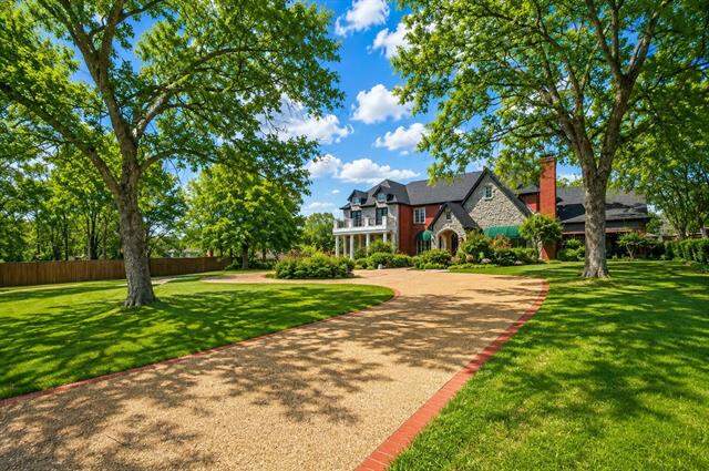 1 Creekside Drive, Greenville, TX 75402