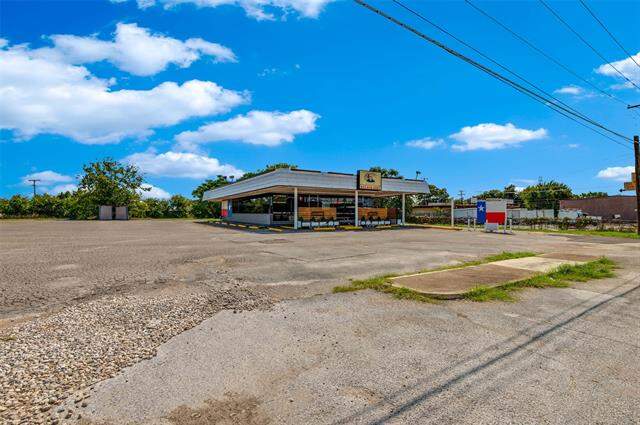 7344 Baker Boulevard, Richland Hills, TX 76118 - View 3