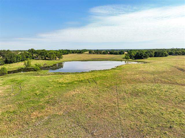 000 County Road 4055, Whitewright, TX 75491 - More
