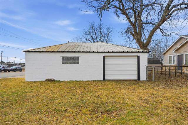 129 N Magnolia Street, Crowley, TX 76036 - More